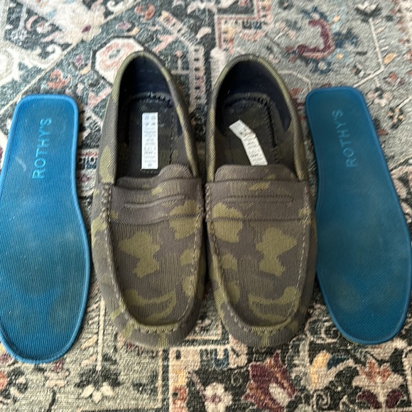 Men’s Rothy’s Driving Loafers - Picture 2 of 6